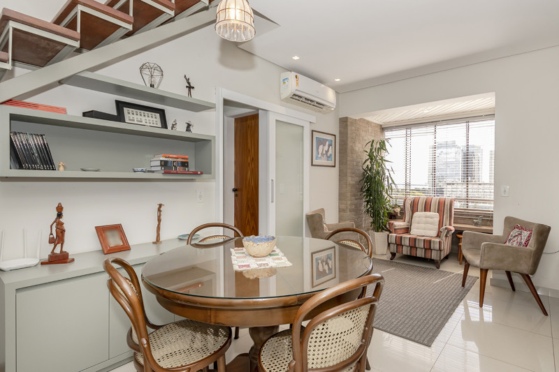 Cobertura à venda Menino Deus com 140m² e 2 quartos por R$ 1.100.000 - 1389009191-0646-380-2.jpg