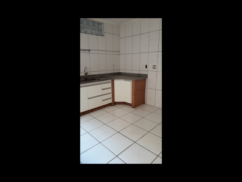 Casa à venda Jardim Vivam com 150m² e 3 quartos por R$ 500.000 - 1316092400-cozinha.jpg