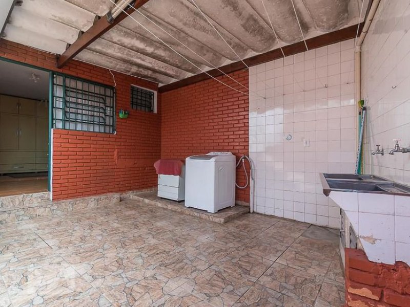 Casa à venda Cidade Domitila com 300m² e 4 quartos por R$ 850.000 - 2045313106-892994729-220.jpg