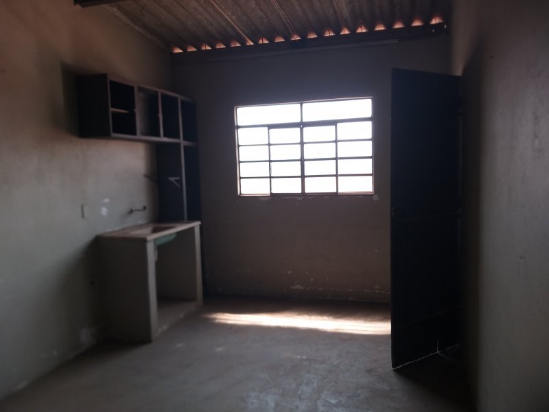 Casa à venda São Lourenço com 250m² e 3 quartos por R$ 380.000 - 1547954779-22-parte-superior-do-galpao-15m2.jpg