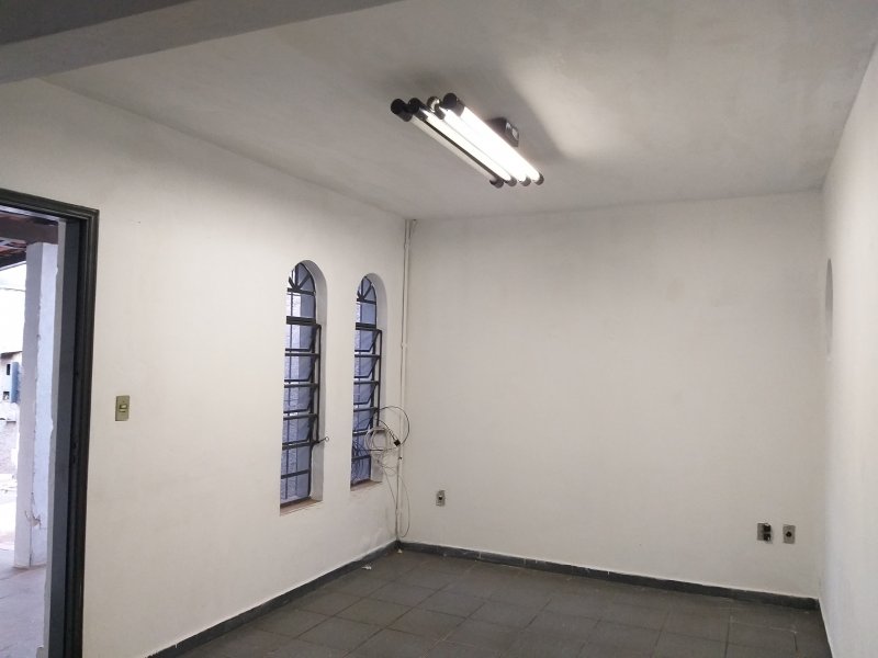 Casa à venda São Lourenço com 250m² e 3 quartos por R$ 380.000 - 699610751-09-escritorio-ou-sala-da-casa.jpg