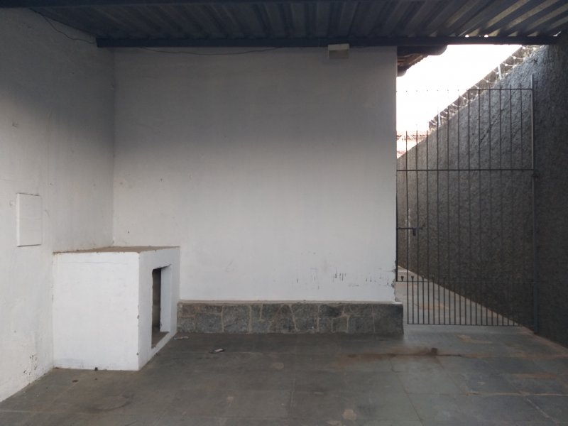 Casa à venda São Lourenço com 250m² e 3 quartos por R$ 380.000 - 915482611-04-entrada-portao-da-direita.jpg