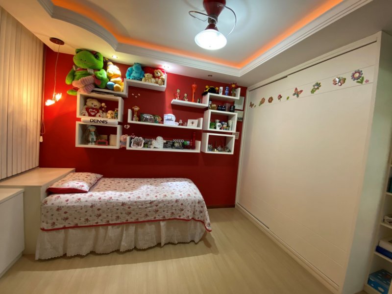 imóvel com 235m² - Parque Residencial Laranjeiras - Serra