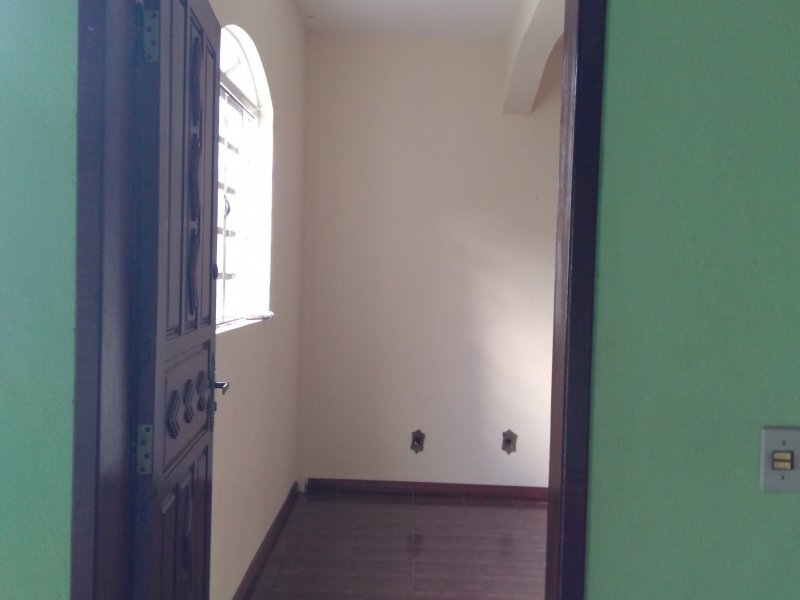 Casa à venda Diamante (Barreiro) com 300m² e 3 quartos por R$ 720.000 - 1474982146-img-20190315-162911533.jpg