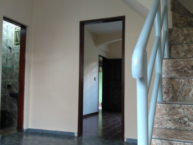 Casa à venda Diamante (Barreiro) com 300m² e 3 quartos por R$ 720.000 - 400437679-img-20190315-164827061.jpg