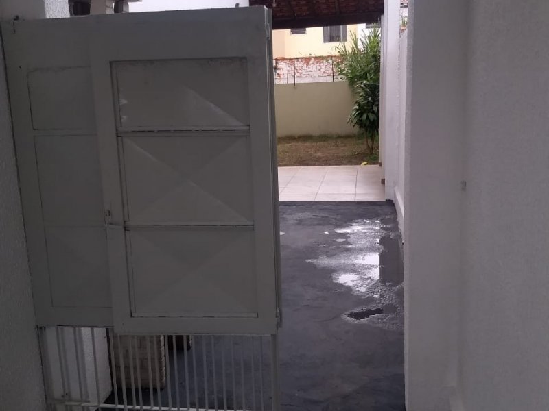 Casa à venda Jardim Florida com 300m² e 3 quartos por R$ 480.000 - 870943944-img-20201204-wa0030.jpg
