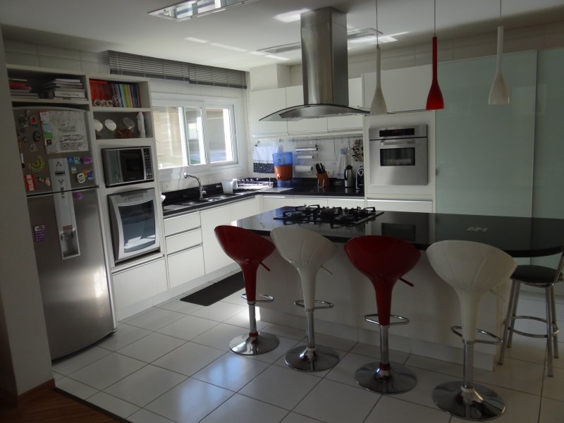 Casa de condomínio à venda Braga com 340m² e 4 quartos por R$ 1.399.999 - 1333158923-dsc02000.JPG