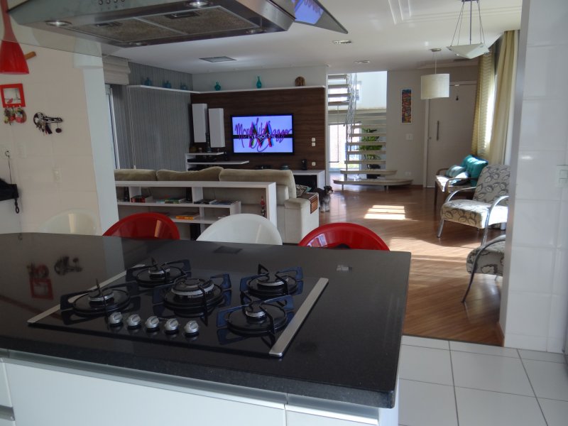 Casa de condomínio à venda Braga com 340m² e 4 quartos por R$ 1.399.999 - 418725204-dsc02001.JPG