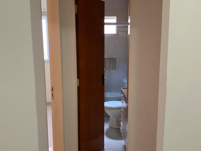 Casa à venda Jardim Parati com 177m² e 2 quartos por R$ 280.000 - 1082497617-whatsapp-image-2021-01-13-at-19.jpeg