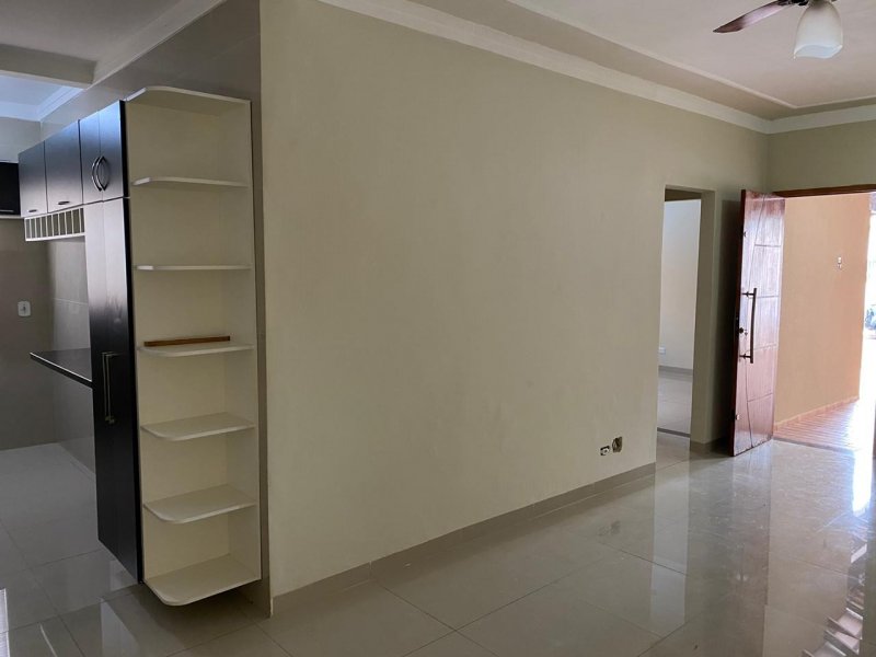 Casa à venda Jardim Parati com 177m² e 2 quartos por R$ 280.000 - 2066715565-whatsapp-image-2021-01-13-at-19.jpeg