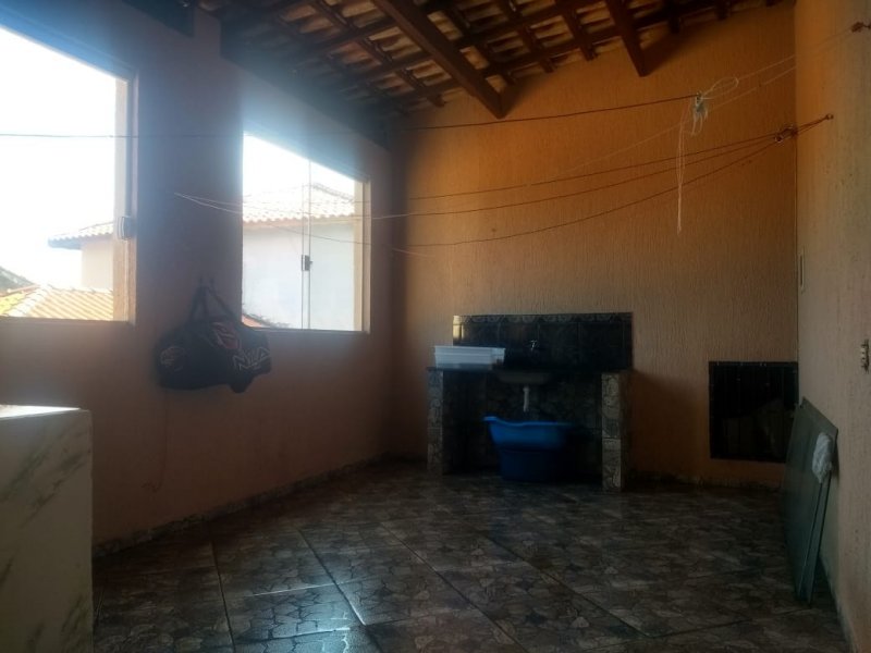 Casa à venda Nova Arujá com 176m² e 3 quartos por R$ 365.000 - 1238797827-img-20200509-wa0017.jpg