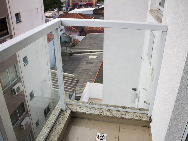 imóvel com 68m² - Barreiros - São José