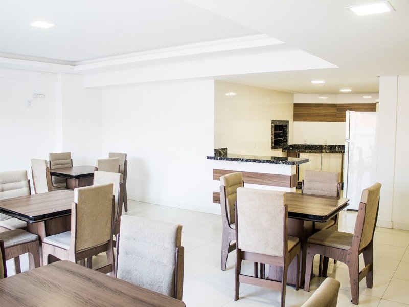 imóvel com 68m² - Barreiros - São José