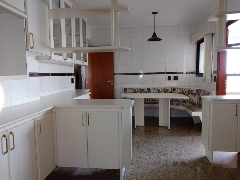 Apartamento à venda Barcelona com 234m² e 3 quartos por R$ 870.000 - 1985412163-8268d8f1-1226-4bff-854e-c0a128fc57d2.jpg