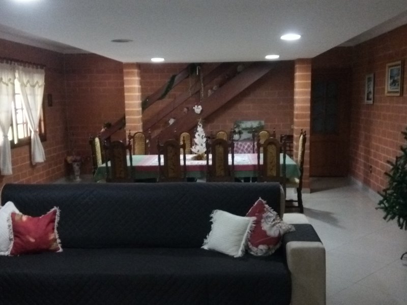 imóvel com 400m² - Monte Sankhya - Serra Negra