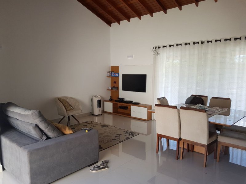 imóvel com 211m² - ITAICI - Indaiatuba
