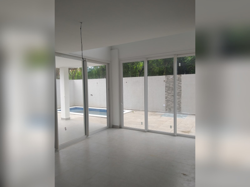 imóvel com 195m² - Praia de Juqueí - São Sebastião