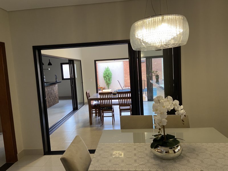 Casa de condomínio à venda Recreio das Acácias com 308m² e 4 quartos por R$ 1.540.000 - 2100471105-22ade974-d62a-4b53-894b-137d416bbd7f.jpeg
