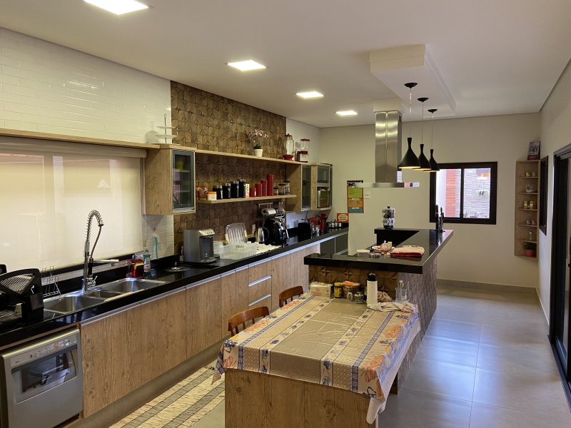 Casa de condomínio à venda Recreio das Acácias com 308m² e 4 quartos por R$ 1.540.000 - 261056429-c1704929-5bd7-4e6a-bc98-d84d3b4529d5.jpeg