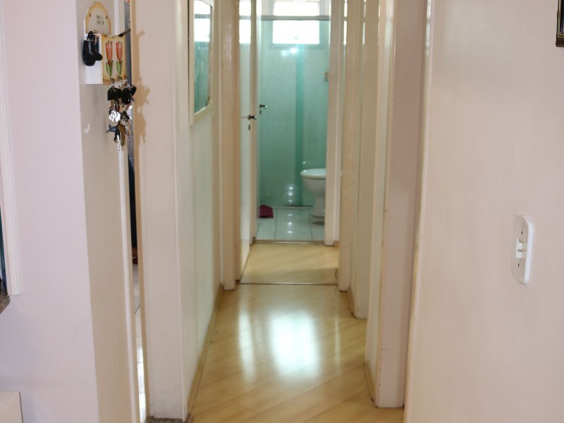 Apartamento à venda Vila Valparaíso com 56m² e 2 quartos por R$ 275.000 - 1440673802-corredor.jpg