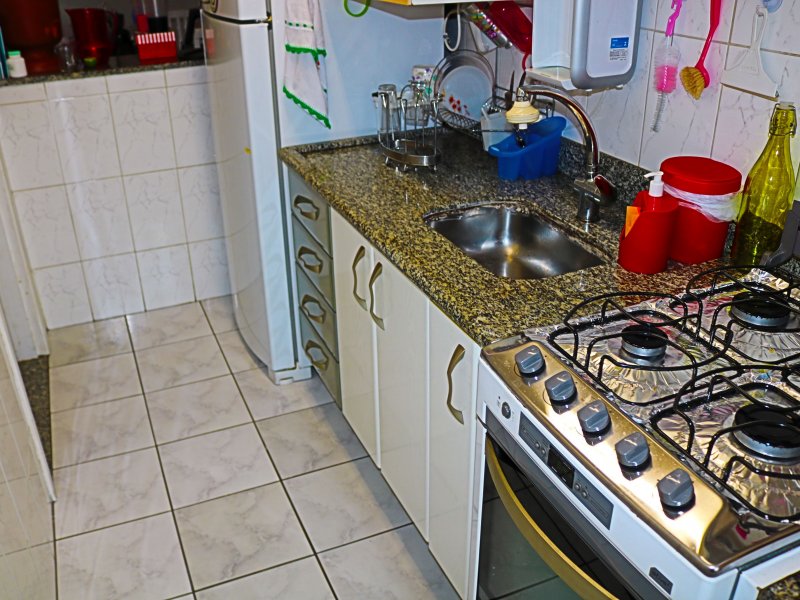 Apartamento à venda Vila Valparaíso com 56m² e 2 quartos por R$ 275.000 - 301494803-cozinha3.JPG