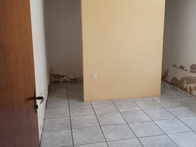 Casa à venda Jardim Monumento com 95m² e 2 quartos por R$ 270.000 - 1002039719-2o-quarto-01.jpg