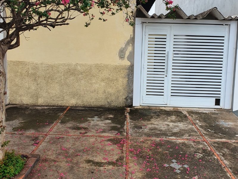 Casa à venda Jardim Monumento com 95m² e 2 quartos por R$ 270.000 - 1643514109-fachada-01.jpg