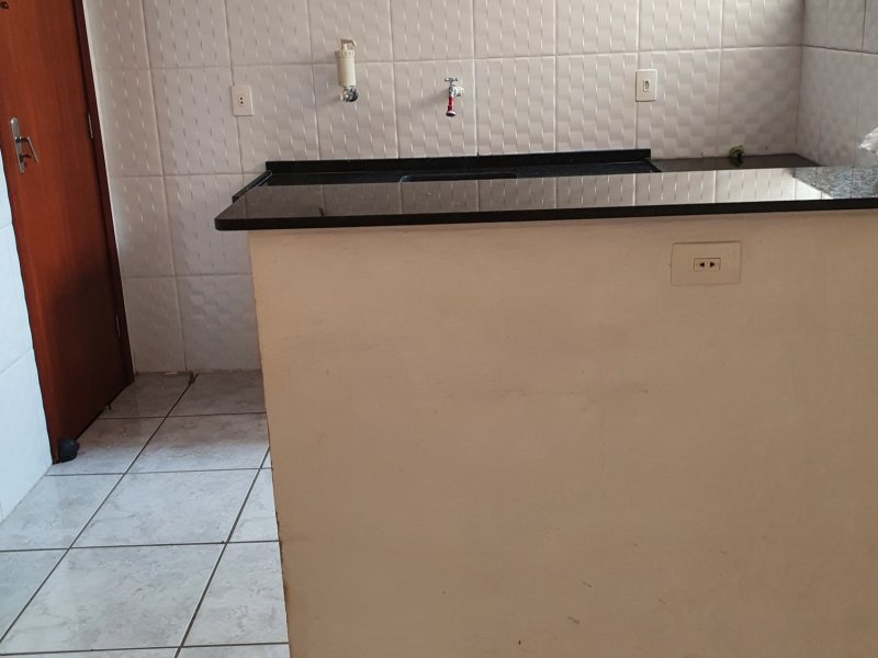 Casa à venda Jardim Monumento com 95m² e 2 quartos por R$ 270.000 - 867575186-cozinha-01.jpg
