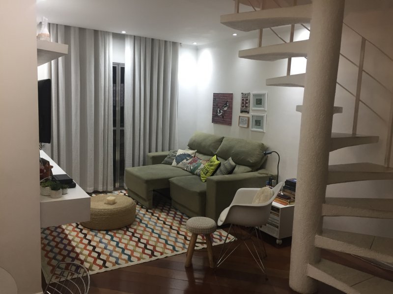 Cobertura à venda Vila Jahu com 237m² e 3 quartos por R$ 935.000 - 717083661-29975316-16ce-4920-a897-983426e49b6c.jpeg