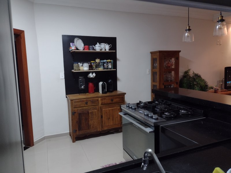 imóvel com 180m² - Jardim Planalto - Paulinia