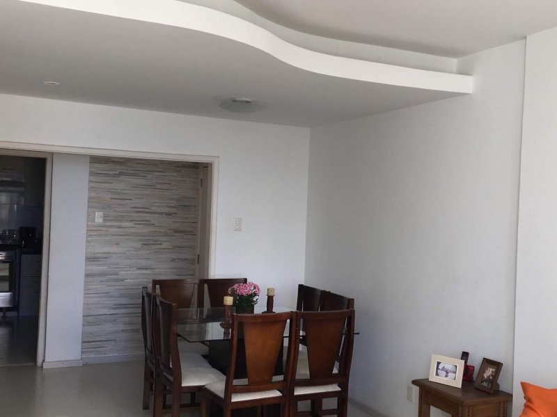 Apartamento à venda Leme com 120m² e 3 quartos por R$ 1.900.000 - 1860855935-sala-10.jpg