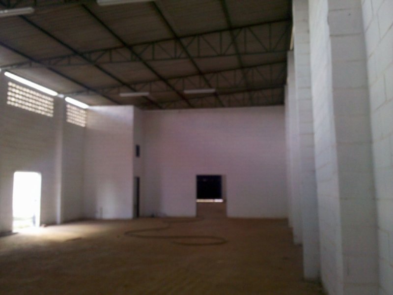 Comercial à venda Setor Santo André com 1040m² e  quartos por R$ 3.000.000 - 1030948545-img-20110529-152400-resolucao-do-desktop.jpg
