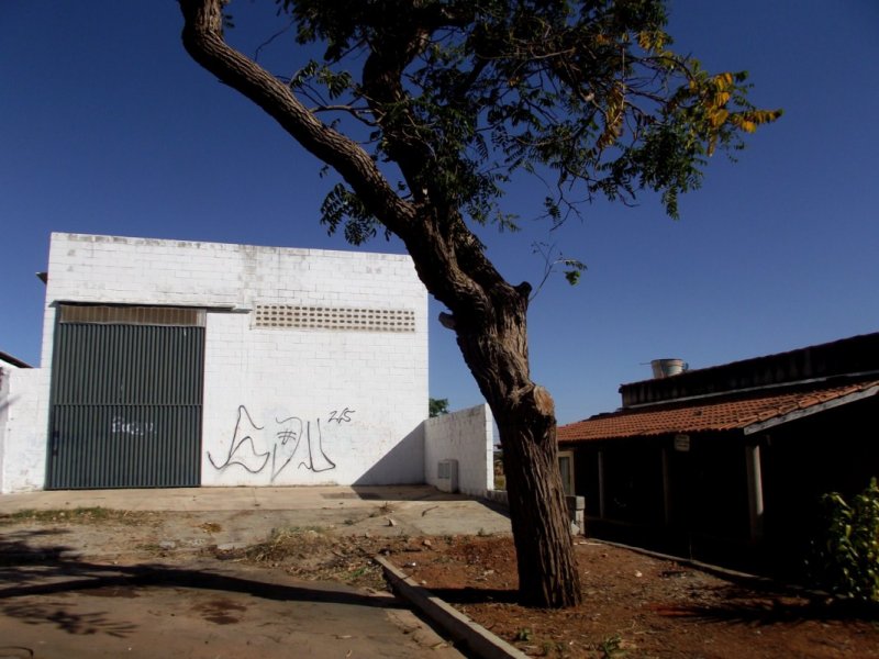 Comercial à venda Setor Santo André com 1040m² e  quartos por R$ 3.000.000 - 125431337-dscf0452-resolucao-do-desktop.JPG