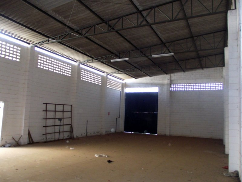 Comercial à venda Setor Santo André com 1040m² e  quartos por R$ 3.000.000 - 2103113650-dscf0468-resolucao-do-desktop.JPG