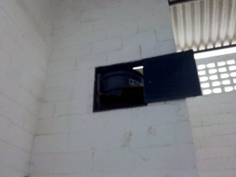 Comercial à venda Setor Santo André com 1040m² e  quartos por R$ 3.000.000 - 349144676-img-20110529-152606-resolucao-do-desktop.jpg