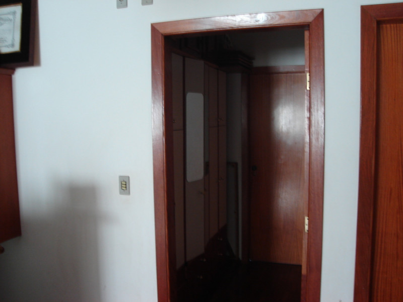 Casa à venda Jardim Nova Europa com 400m² e 5 quartos por R$ 900.000 - 1594091572-dsc00087.jpg