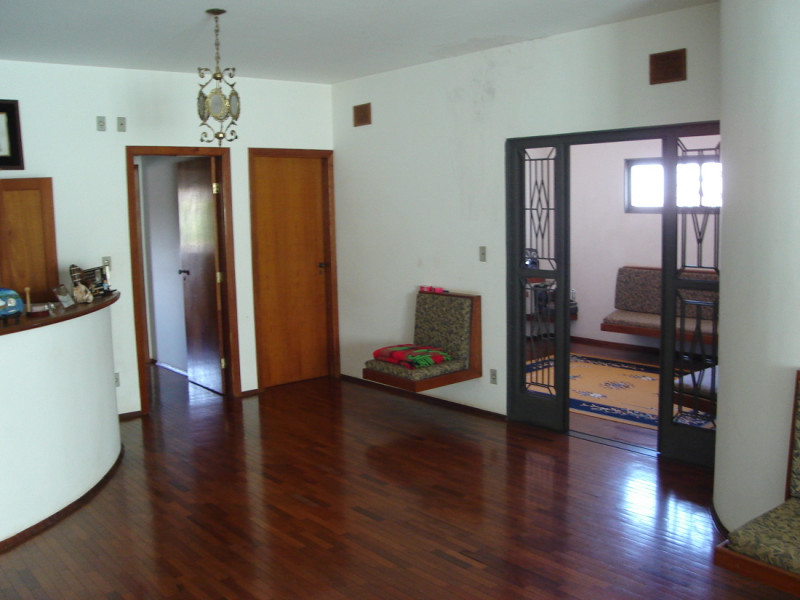 Casa à venda Jardim Nova Europa com 400m² e 5 quartos por R$ 900.000 - 589944681-dsc00080.jpg