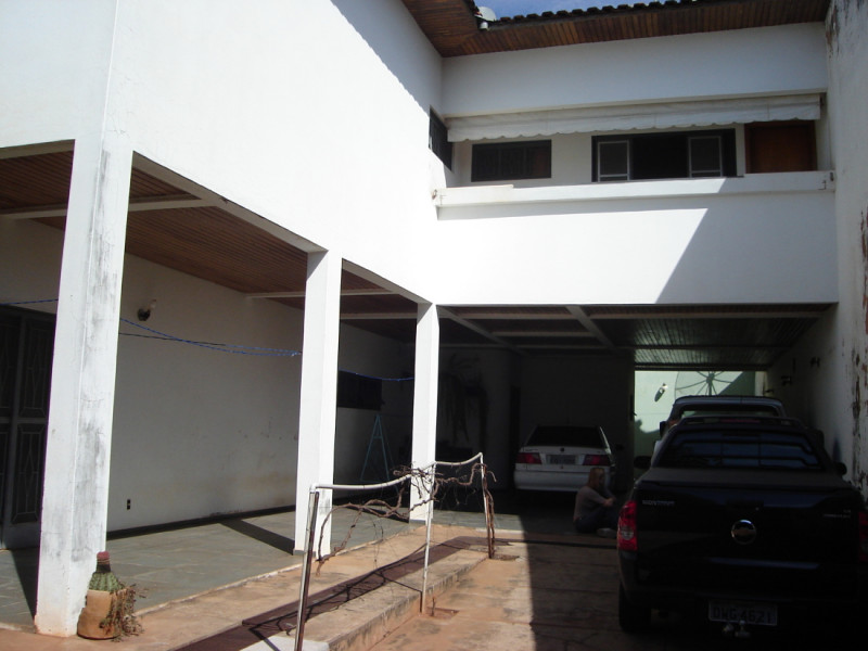 Casa à venda Jardim Nova Europa com 400m² e 5 quartos por R$ 900.000 - 883004805-dsc00077.jpg