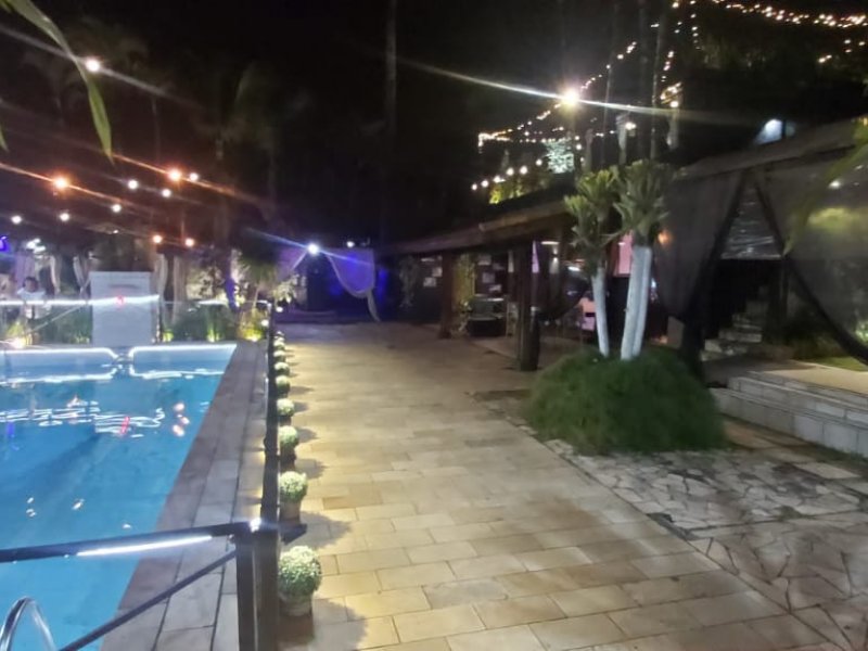 imóvel com 530m² - Vila Tupi - Praia Grande