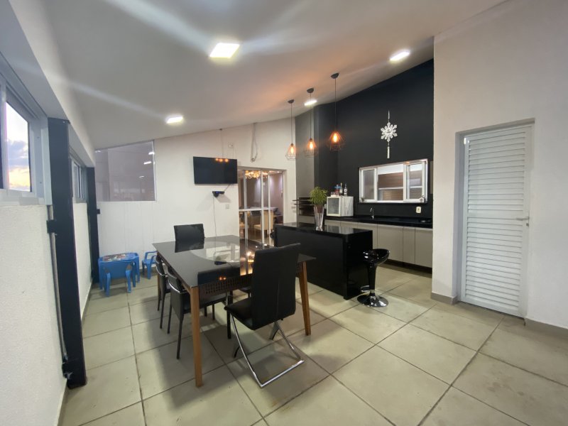 Cobertura à venda Jardim Nova Manchester com 150m² e 3 quartos por R$ 800.000 - 1963060124-0db1d5a0-e058-4c6d-a0fb-b8389fb0501f.jpeg