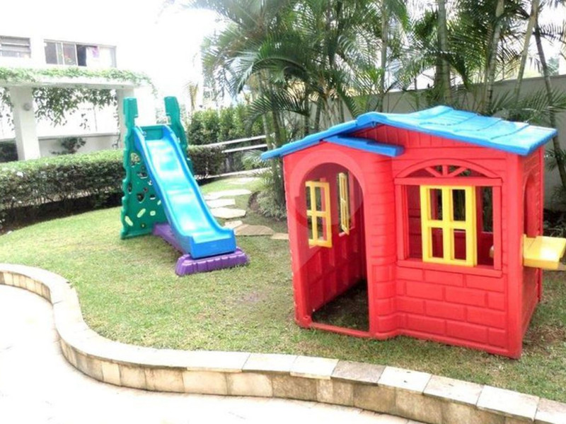 Apartamento à venda Vila Mariana com 34m² e 1 quarto por R$ 580.000 - parquinho-giorno.JPG