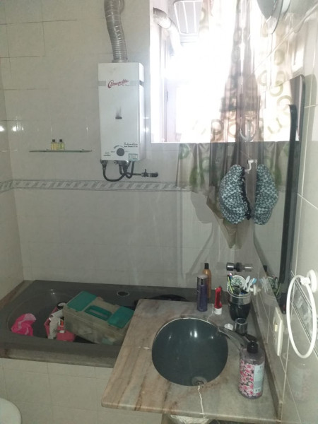 Apartamento à venda Maracanã com 67m² e 2 quartos por R$ 425.000 - 78143709-banheiro-social.jpeg