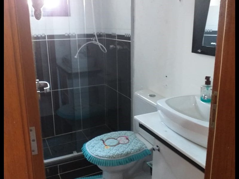 Casa à venda Hípica com 101m² e 2 quartos por R$ 302.000 - 1067132773-11-banheiro-terreo.jpg