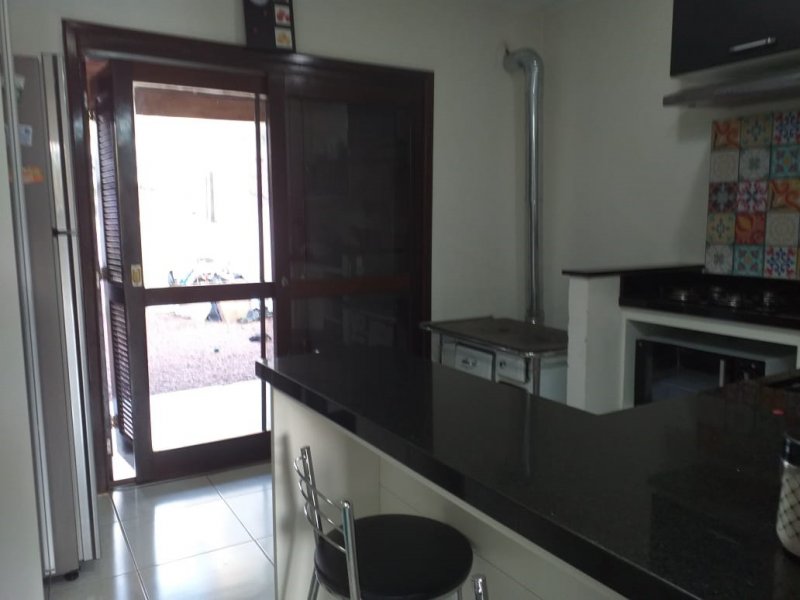 Casa à venda Hípica com 101m² e 2 quartos por R$ 302.000 - 161690779-6-cozinha-vista-da-sala.jpg