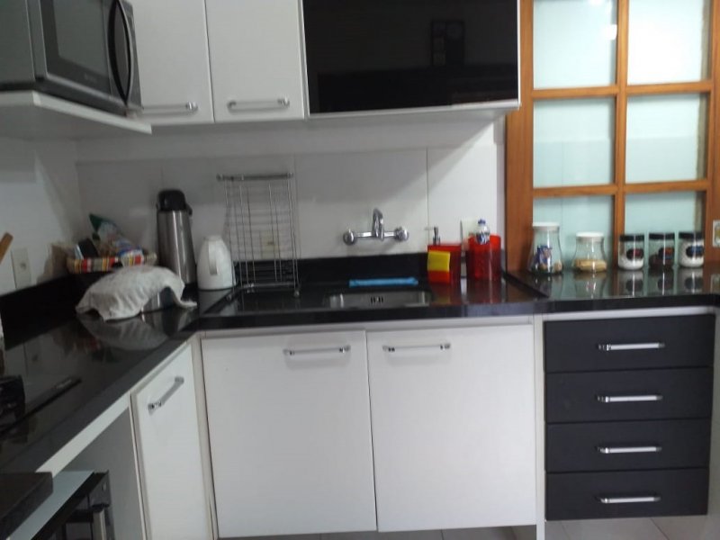 Casa à venda Hípica com 101m² e 2 quartos por R$ 302.000 - 615980781-7-cozinha.jpg