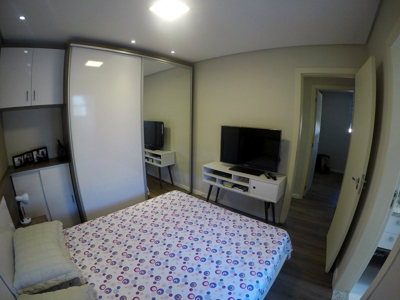 Apartamento à venda Sarandi com 58m² e 3 quartos por R$ 279.000 - 1831739809-gopr9972.JPG