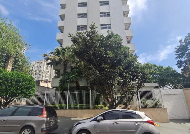 imóvel com 65m²