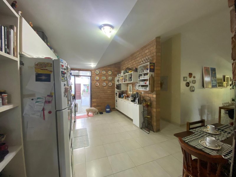 Casa à venda Gruta de Lourdes com 490m² e 3 quartos por R$ 525.000 - 309023250-7.jpg