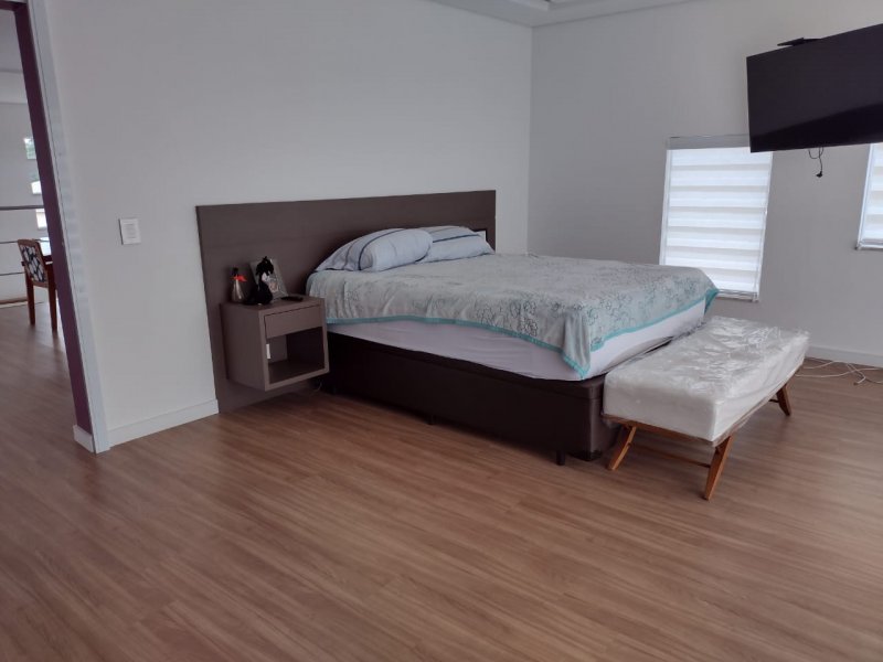 Casa de condomínio à venda Granja Cristiana com 547m² e 3 quartos por R$ 900.000 - 1432708667-25.jpeg