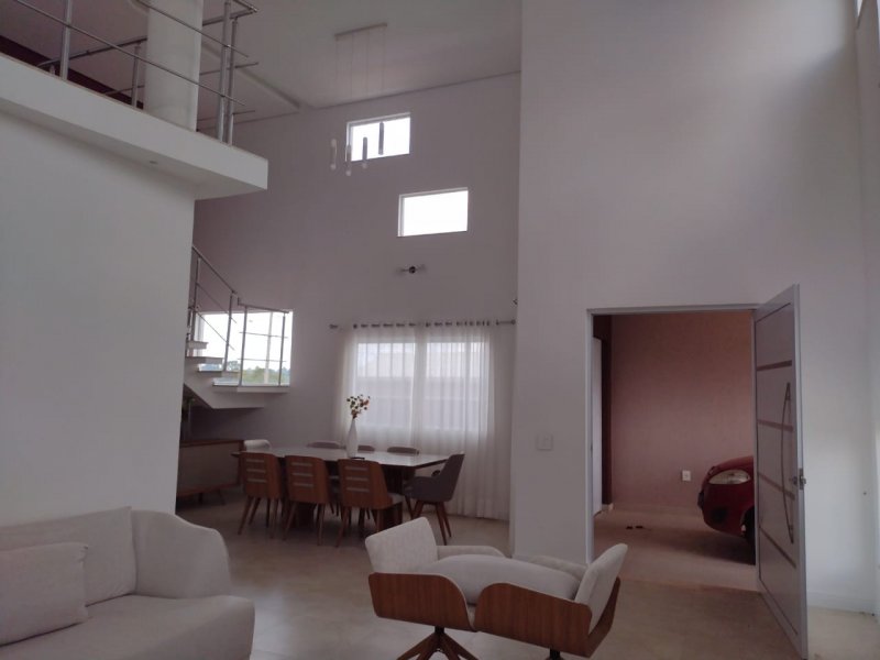Casa de condomínio à venda Granja Cristiana com 547m² e 3 quartos por R$ 900.000 - 1633568977-5.jpeg